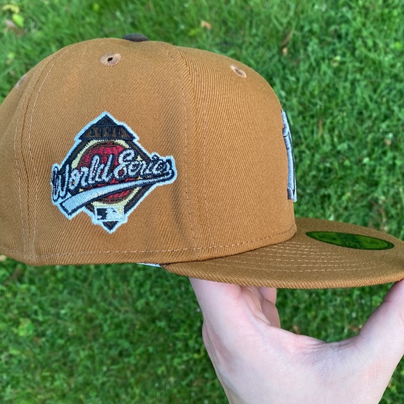 New Era Yankees x Cigar pack Fitted hat - Picture 2 of 6